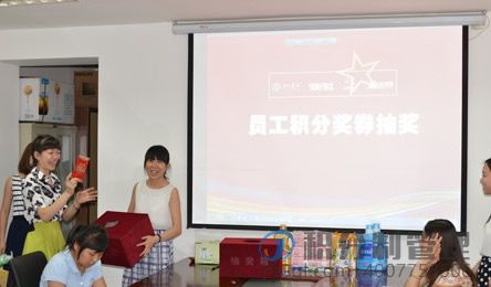 1-200309220UI11.jpg