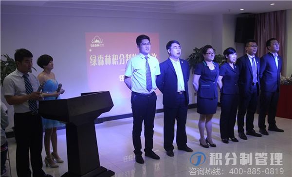 1-201219223155Q3.jpg